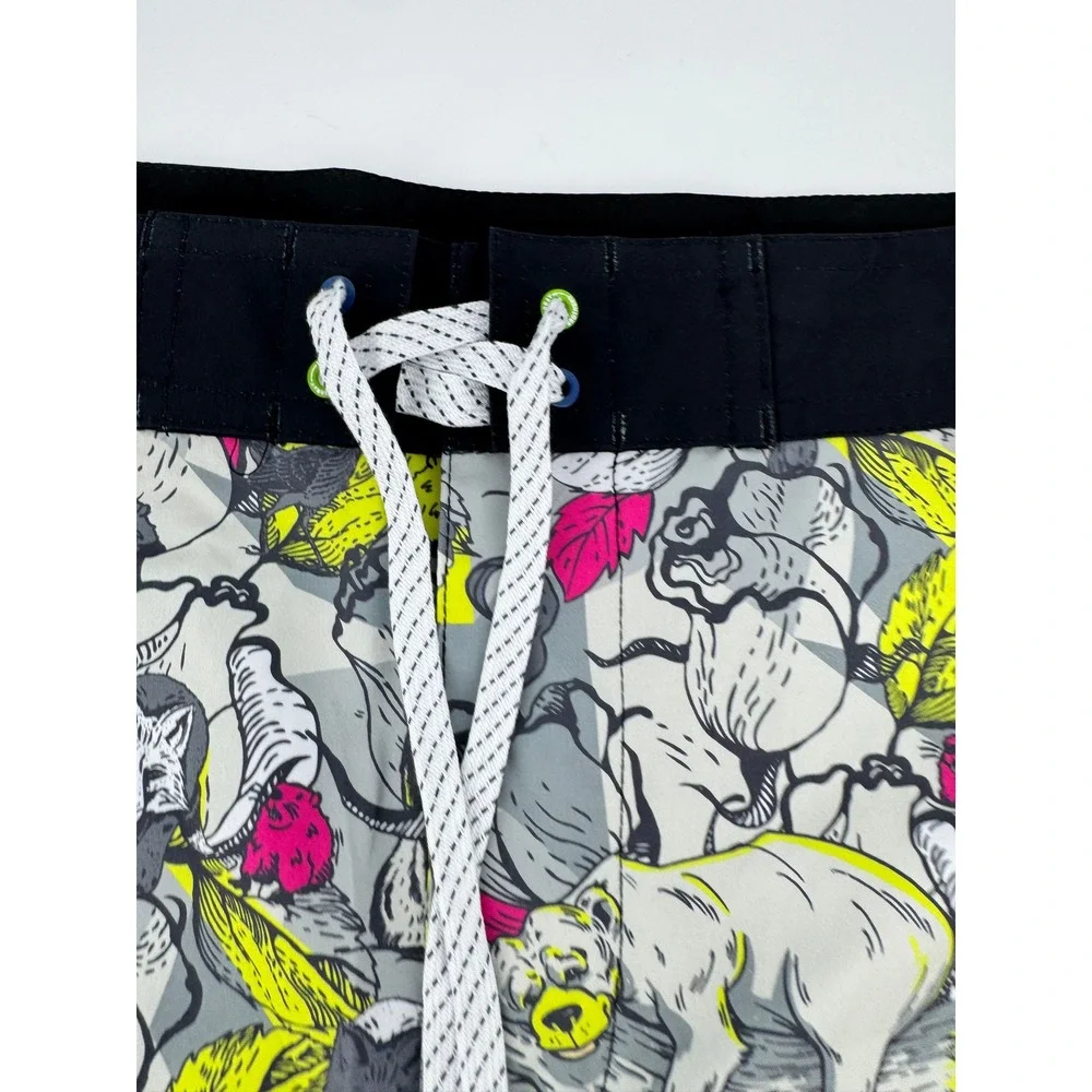 William Murray Hybrid Board Shorts Mens 36 Grey Animal Print Golf Swim Trunks‎